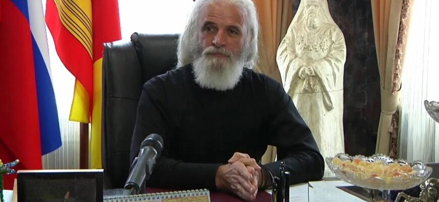 Архиерей Адриан Ржев
